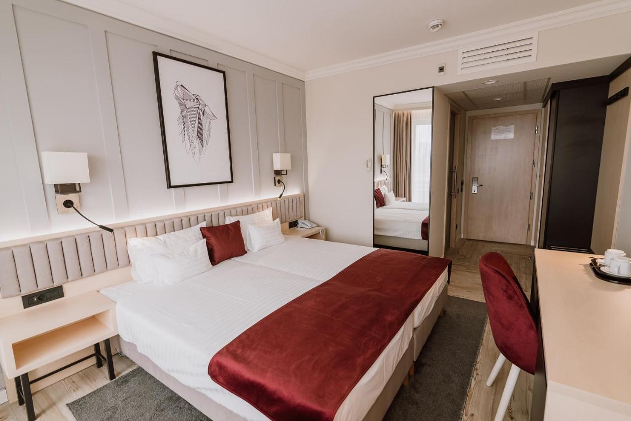 Ensana Sovata Hotel Bagian luar foto