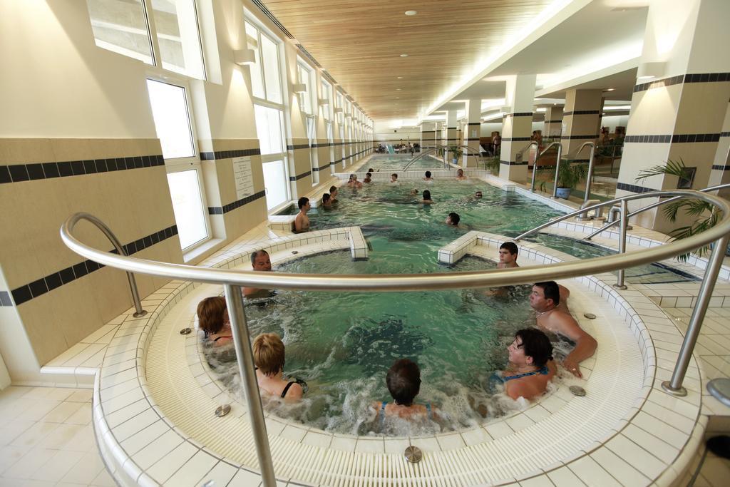 Ensana Sovata Hotel Bagian luar foto