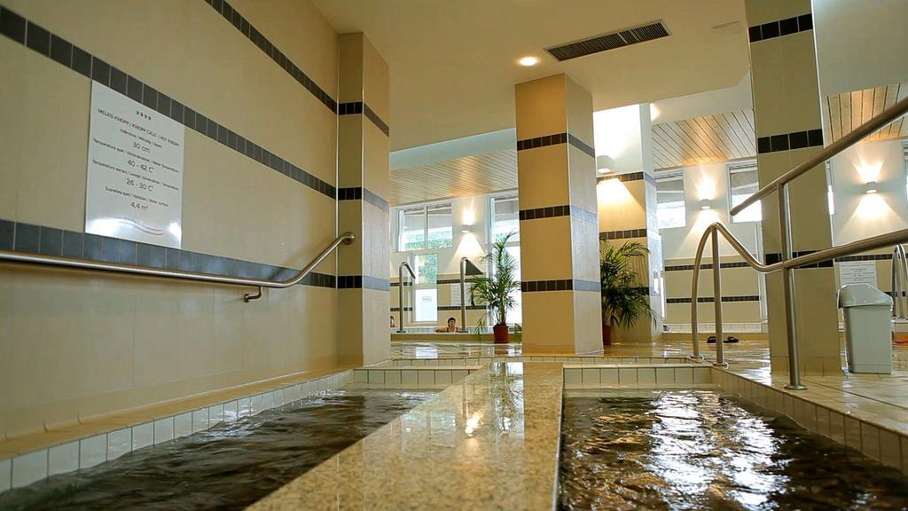 Ensana Sovata Hotel Bagian luar foto