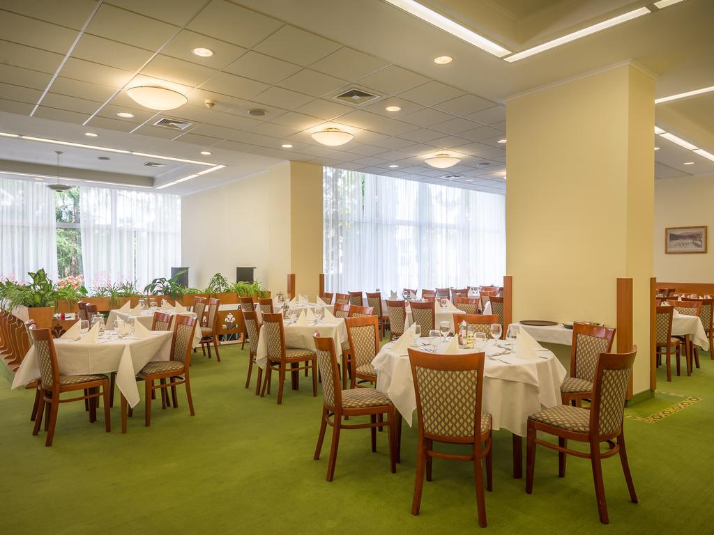 Ensana Sovata Hotel Bagian luar foto